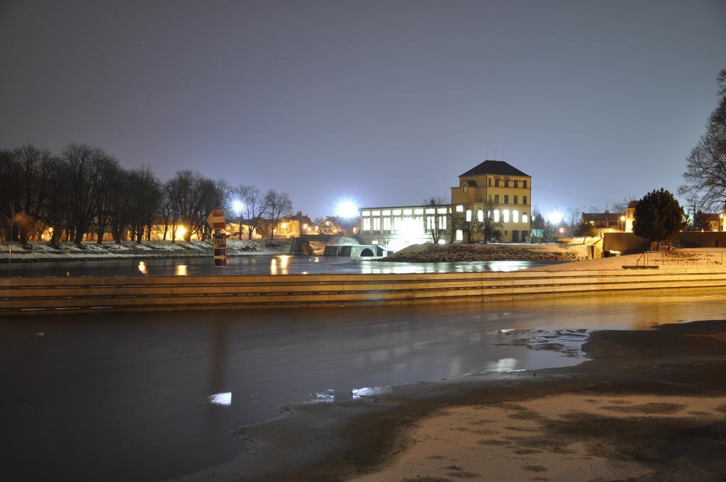 Apartmán U Labe Nymburk Camera foto